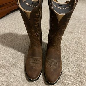 Ariat Women’s Heritage R Toe Brown Western Boot Size 9